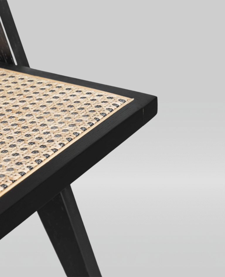 Lali Lounge Chair - Jepara Real Teak Furniture Manufacture