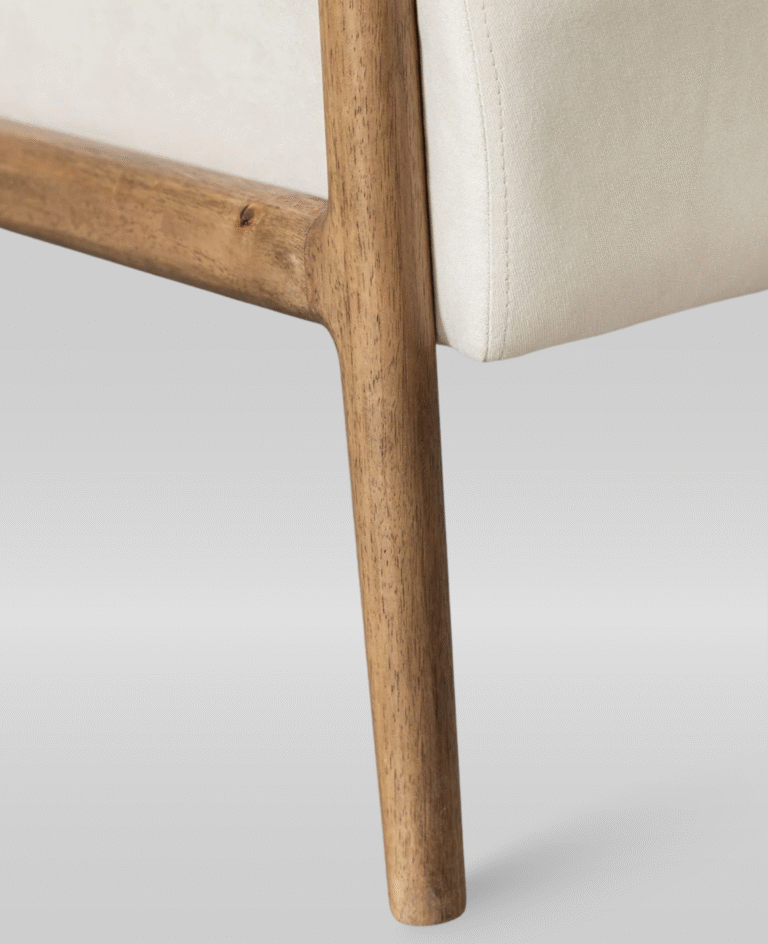 Melylani Lounge Chair - Jepara Real Teak Furniture Manufacture