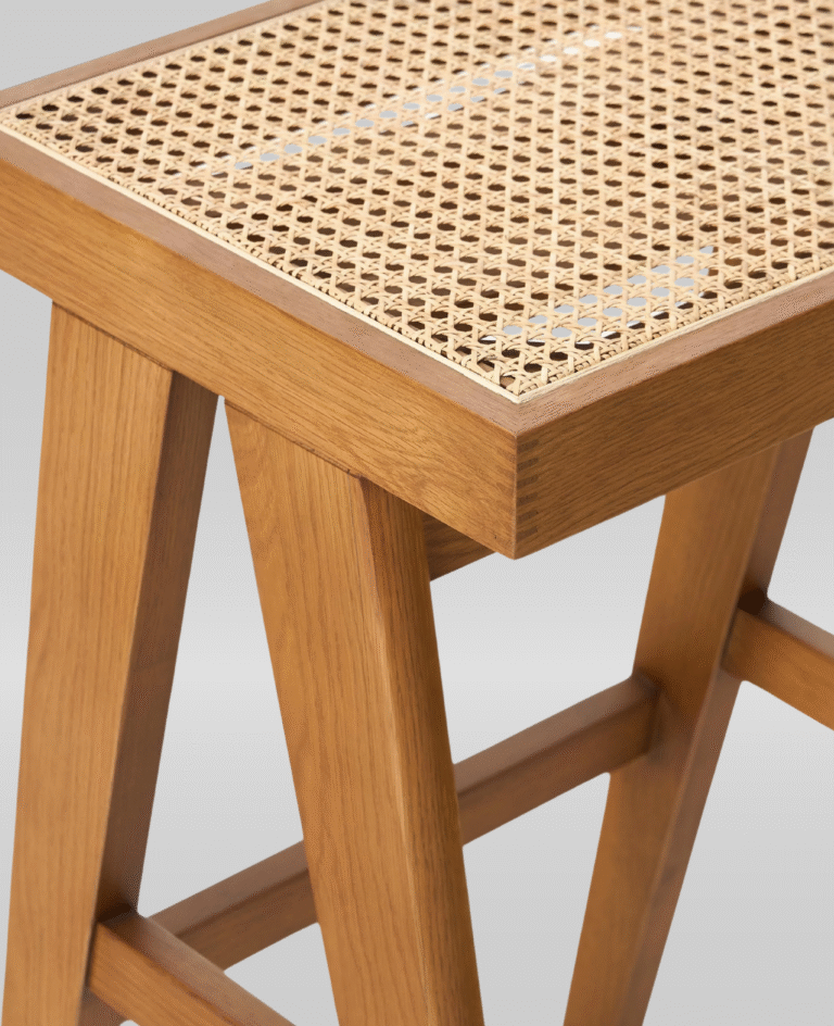 Sissi Bar Stool - Jepara Real Teak Furniture Manufacture