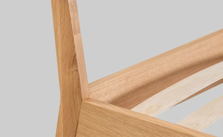 Guelis Bed Frame - Jepara Real Teak Furniture Manufacture