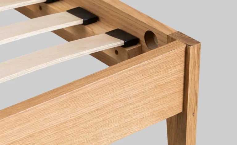 Guelis Bed Frame - Jepara Real Teak Furniture Manufacture